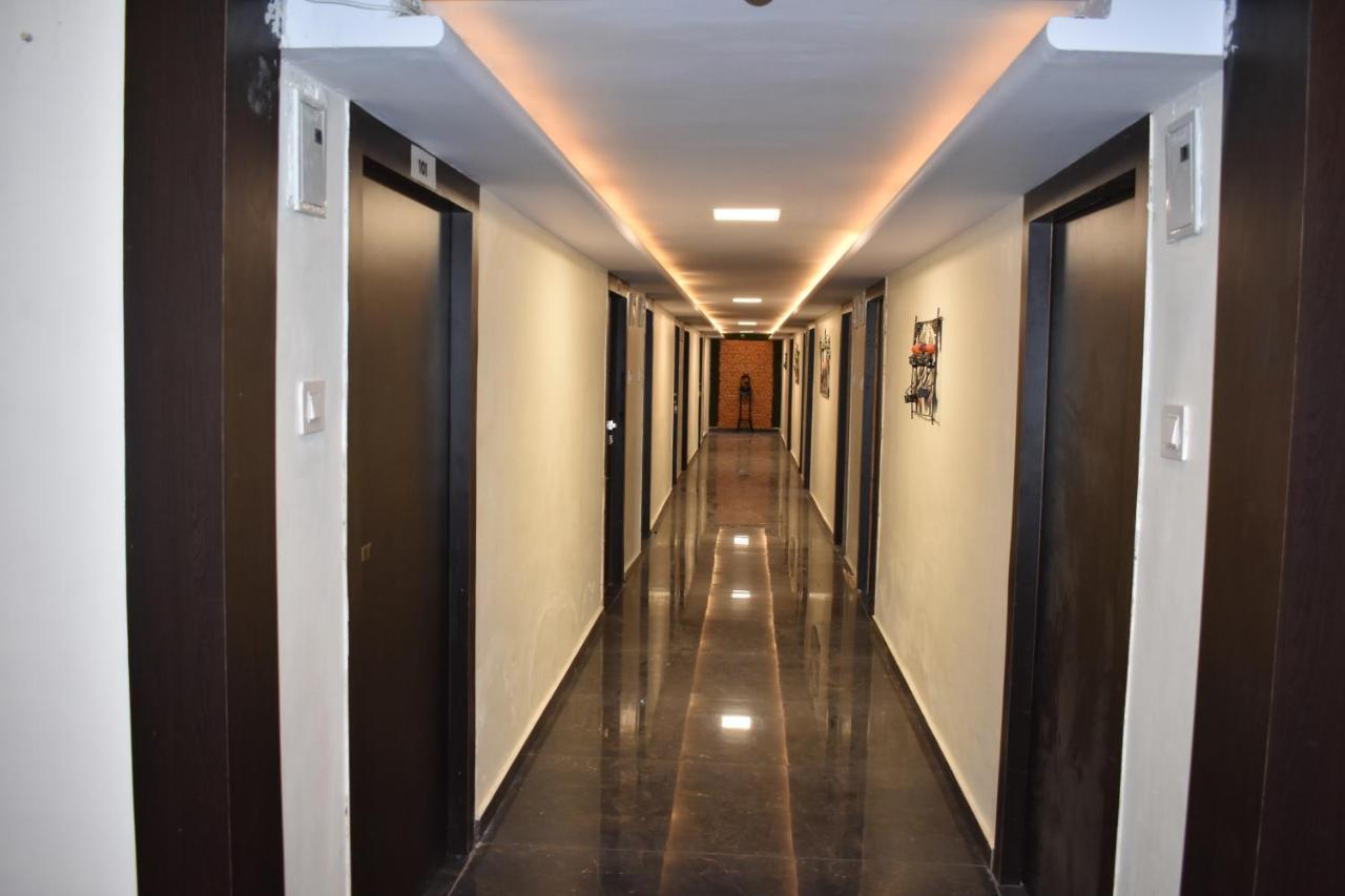 Hotel Shagun Residency Mathura Zewnętrze zdjęcie